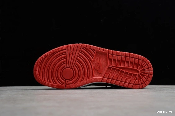 Cheap EP DD2233-001 Chinese Jordan Low New DD2233-001 1 Year Air OG 0419